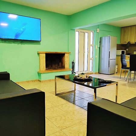Sleepili Apartment Vrisai ภายนอก รูปภาพ