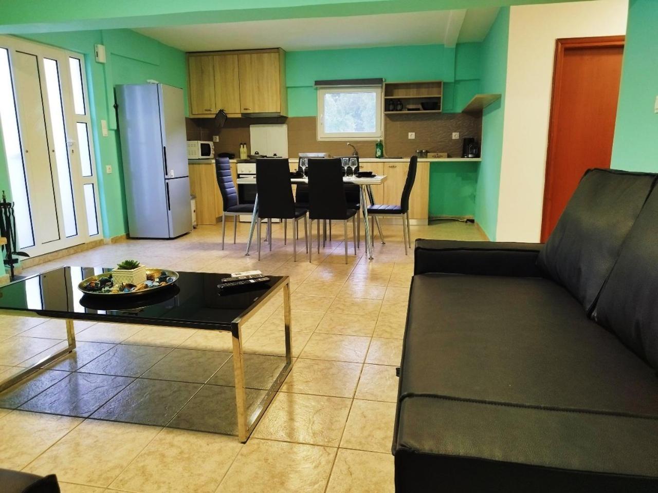 Sleepili Apartment Vrisai ภายนอก รูปภาพ