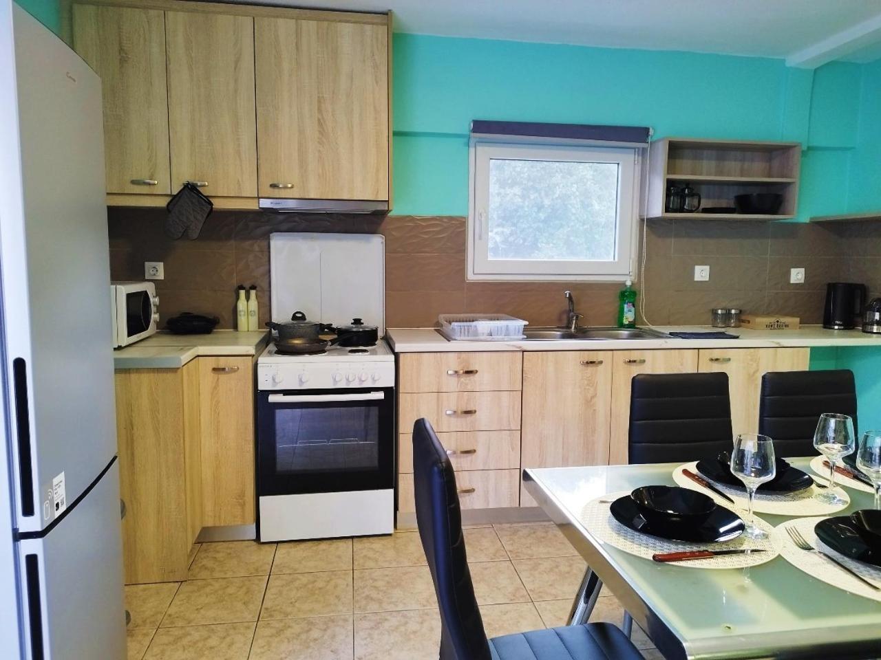 Sleepili Apartment Vrisai ภายนอก รูปภาพ